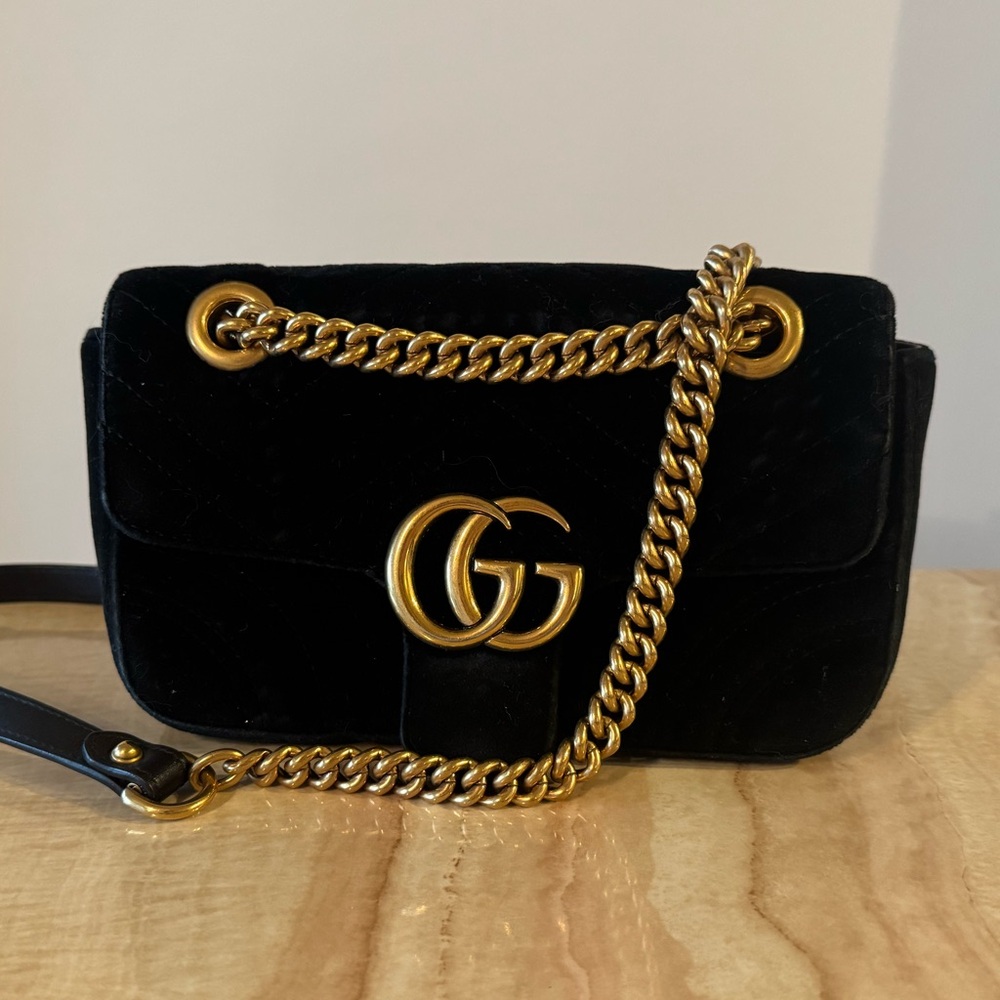 Authentic Gucci Marmont Black Velvet Bag with Gold Chain